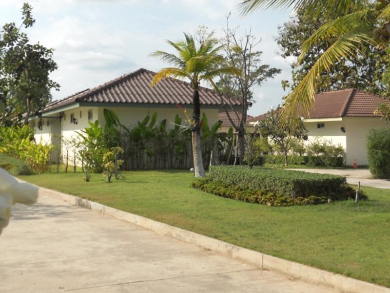 The Orchid House Hotel Nong Kung Yai Kültér fotó
